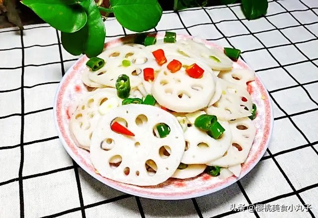 莲藕一焯水就变黑,莲藕一炒就变黑