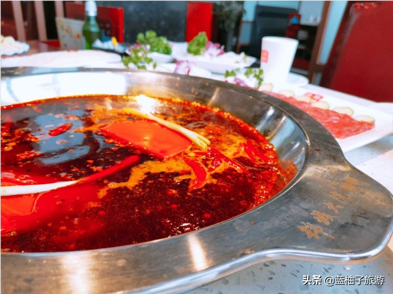 成都火锅美食推荐排行榜最新,环境好又好吃的成都火锅