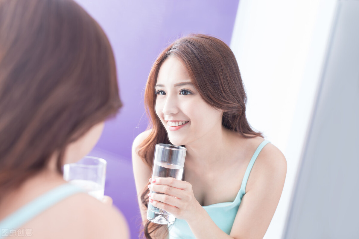 50岁女人买什么保险,女人为什么更要买保险