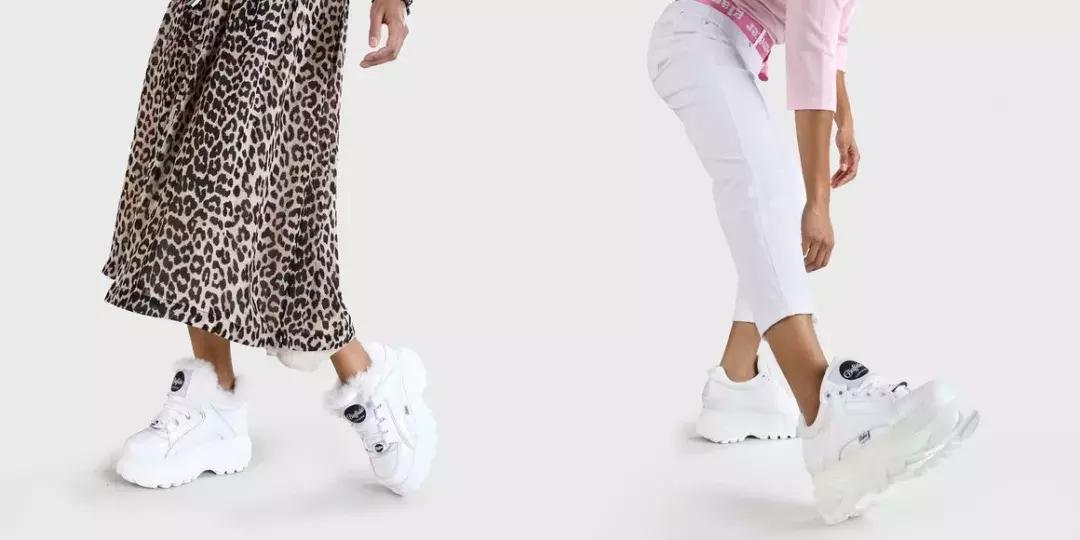 潮流时尚小白鞋透气百搭,潮流鞋多帅