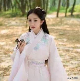 魏大勋杨幂小时候的照片,魏大勋和杨幂照片高清