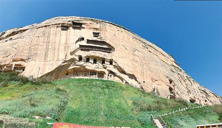 山环水绕沃野千里,马蹄山寺