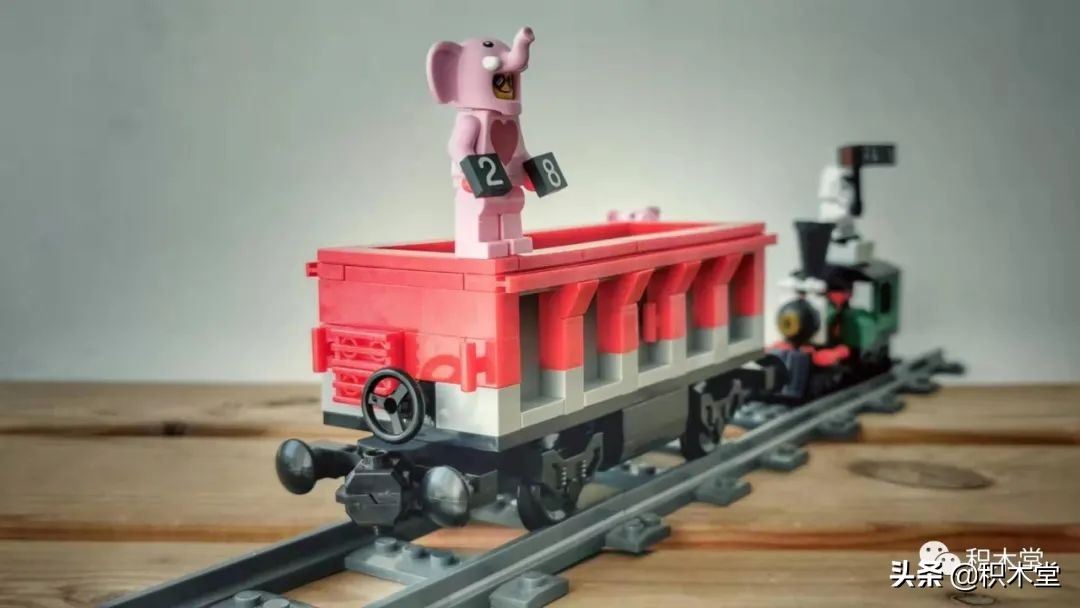 乐*官高**方套内moc最多的一款10183