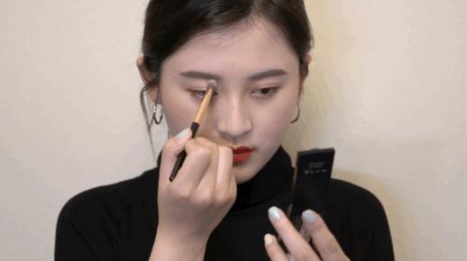 又挺又大的鼻子如何修容,如何把大鼻头变成小鼻头用修容修