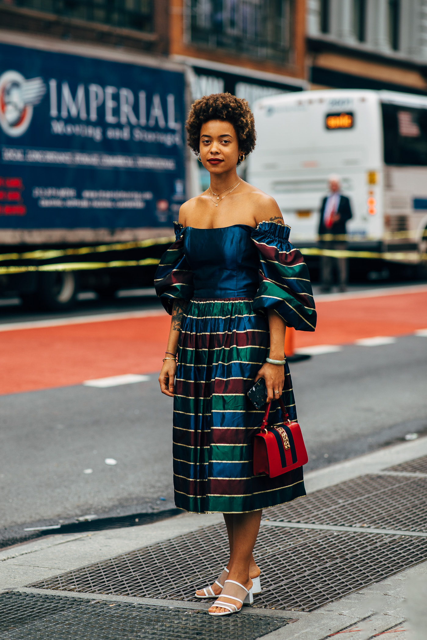 别再穿匡威了,别再穿小白鞋了今冬流行穿这6双