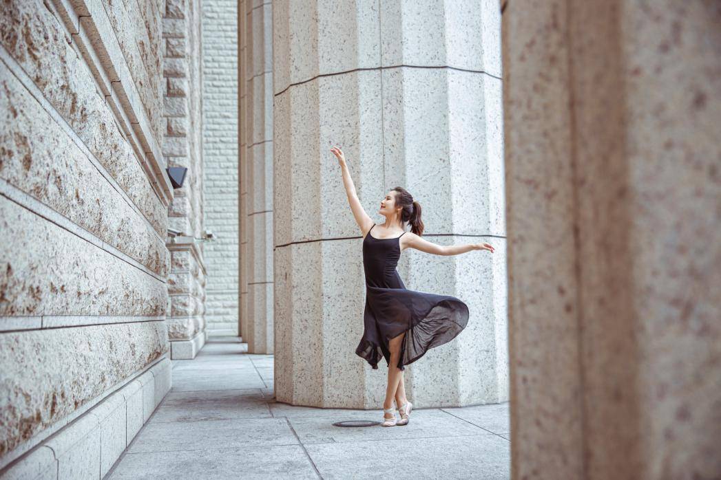 瑜伽老师赚钱方法,零基础转型瑜伽老师的副业赚钱课