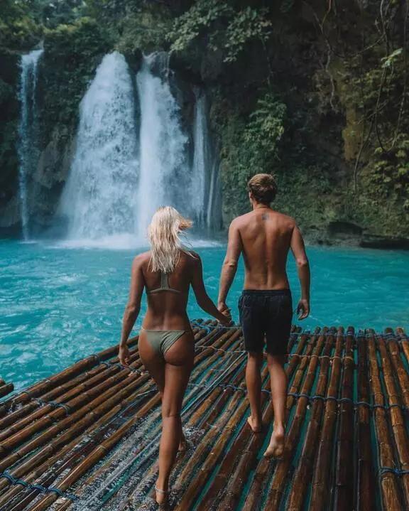 一个清洁工拍的照片一张卖6万，把美女娶回了家