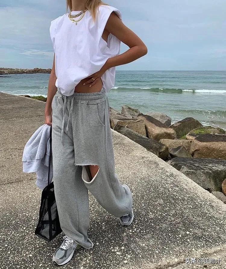 休闲运动风舒适又时髦,运动休闲舒适上衣