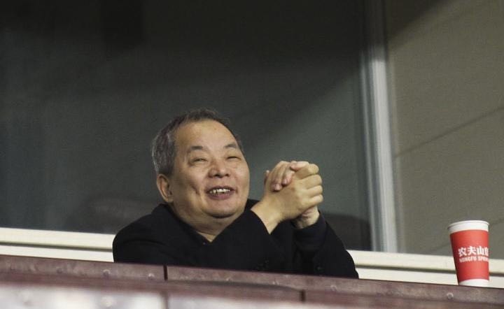 宋卫平告别足球赛,22年的坚守