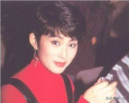 凭借美貌杀入了娱乐圈,张敏靠哪部电影红的