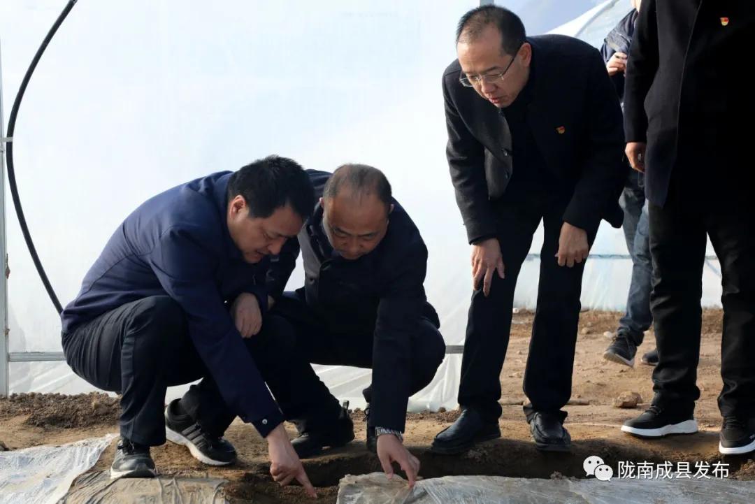 县领导到乡镇调研春耕生产,人武部领导到乡镇调研春耕生产