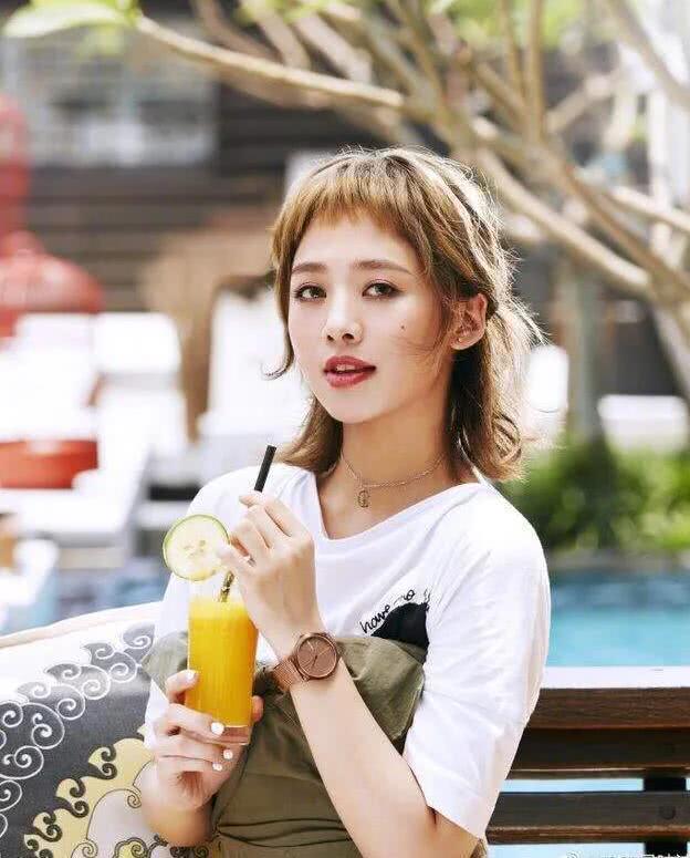 鬼鬼百变造型,鬼鬼穿搭