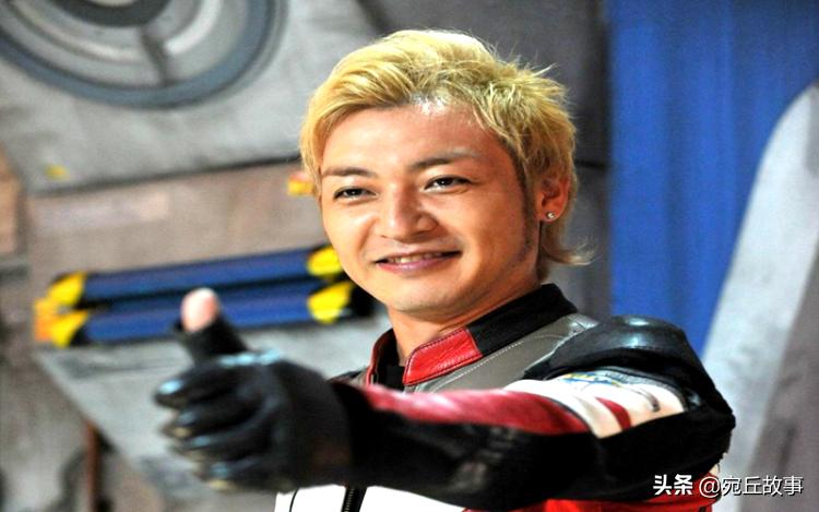 奥特曼平成三杰哪个最厉害,平成三杰怎么死的