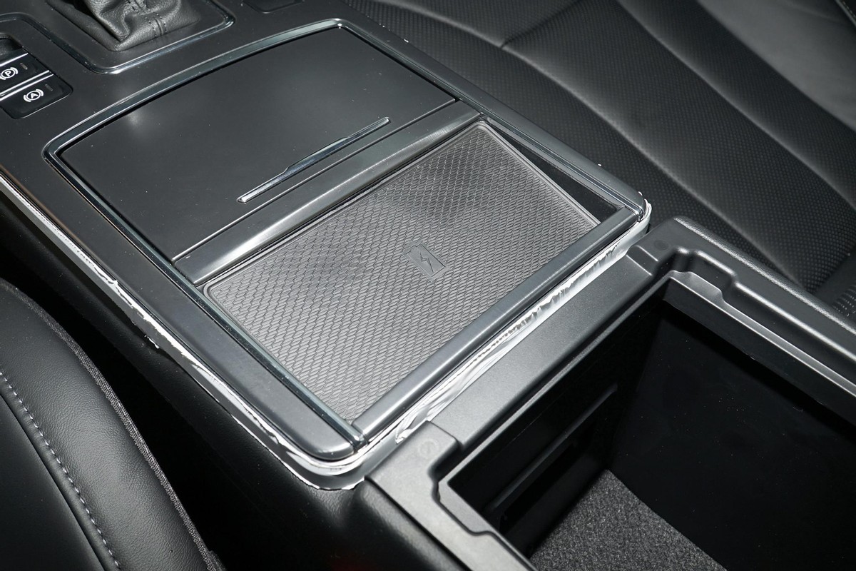 红旗h5旗韵版钥匙能远程启动吗,红旗h5钥匙hold键怎么用