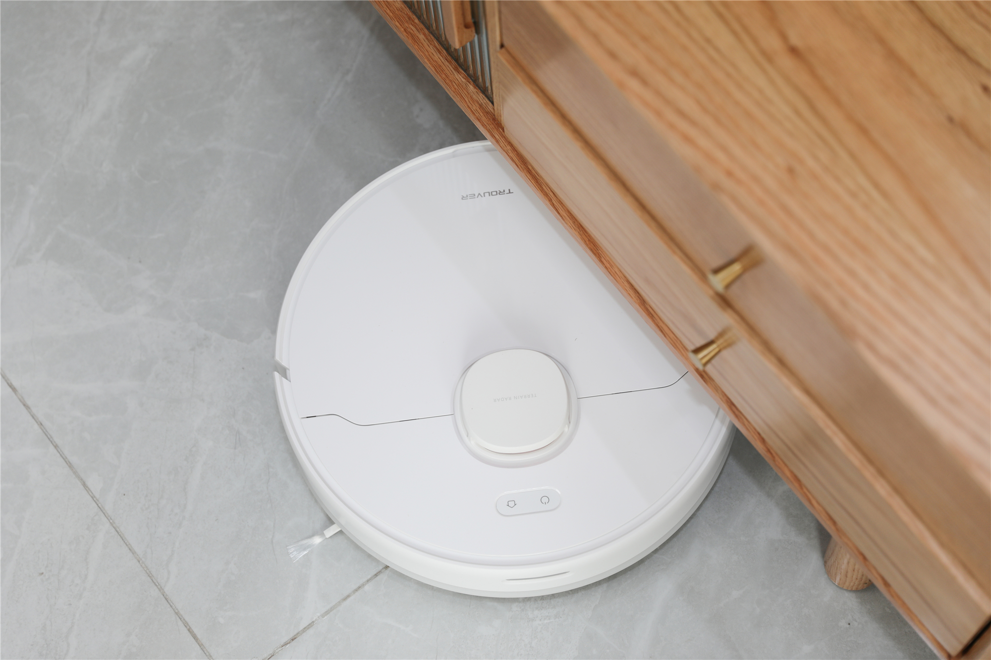 扫地机器人无基站好用吗,扫地机器人无遥控