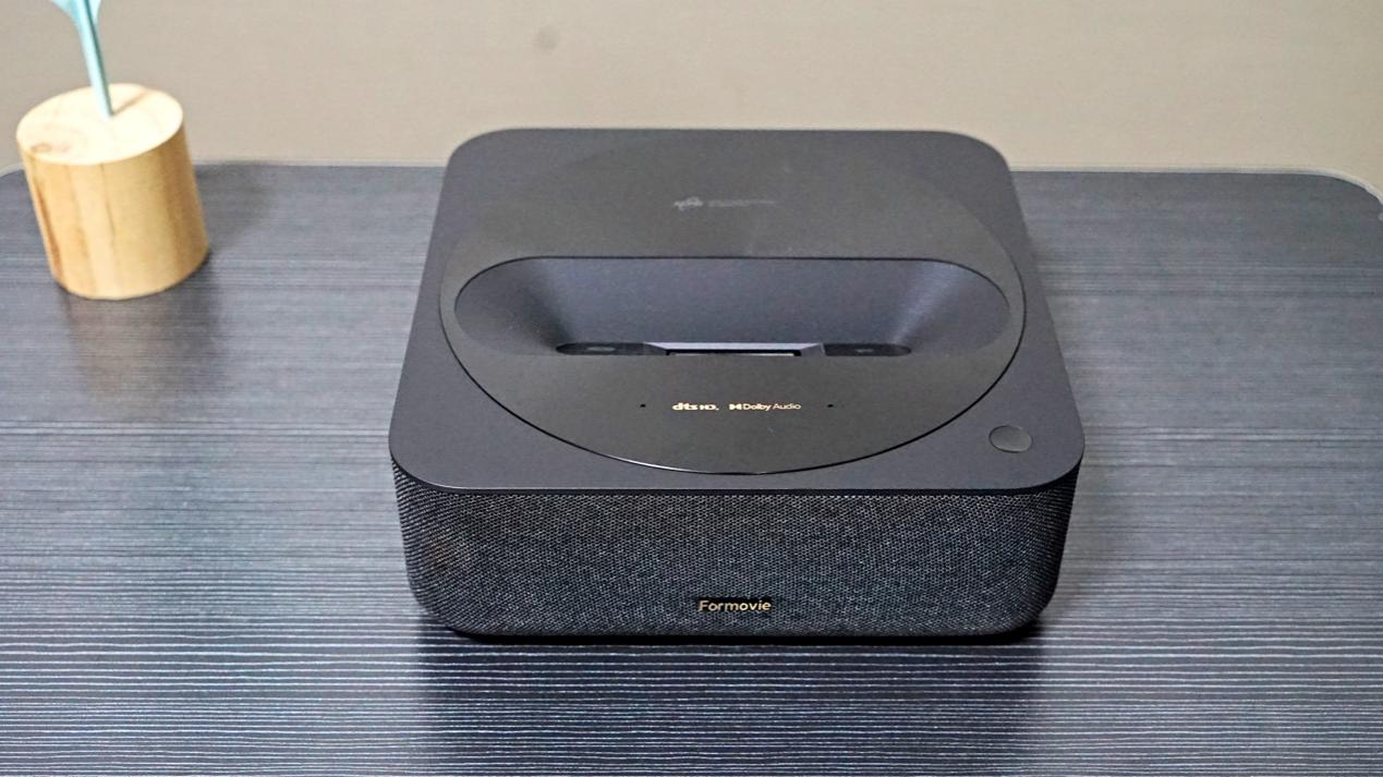 峰米r1nano投影仪幕布自适应,峰米r1nano投影仪显示有横条纹