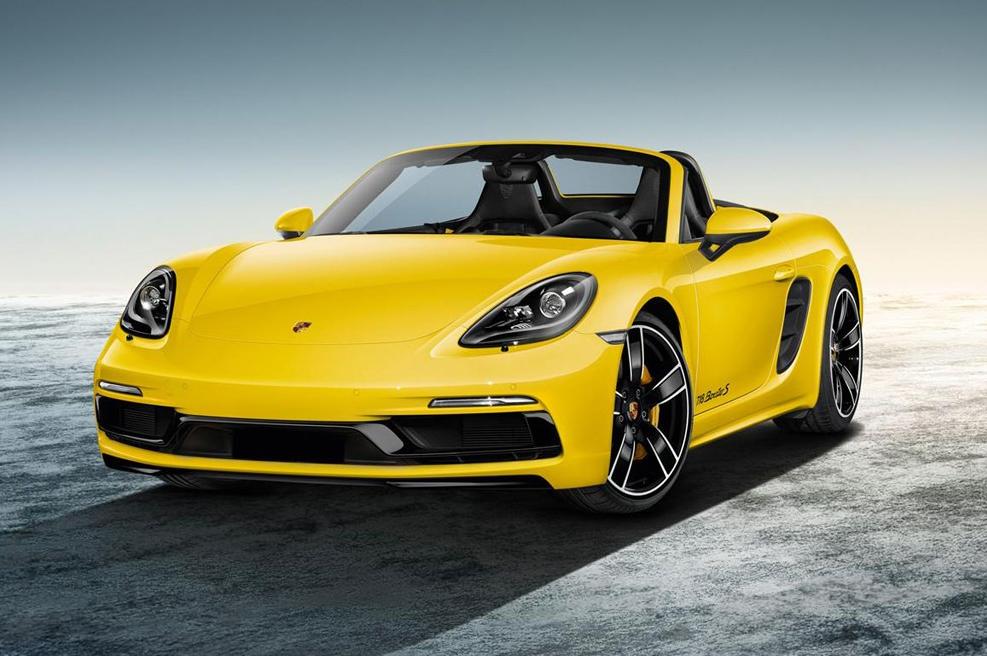 150万适合女生的软顶敞篷跑车,撩妹应该租哪款硬顶敞篷车