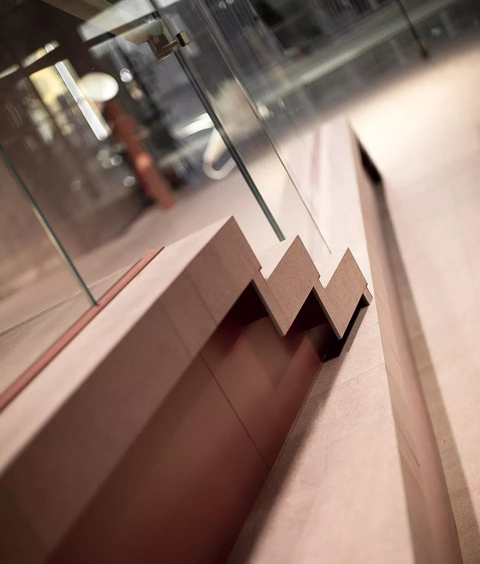 时尚品牌ur2017,ur逆势崛起的中国本土快时尚品牌