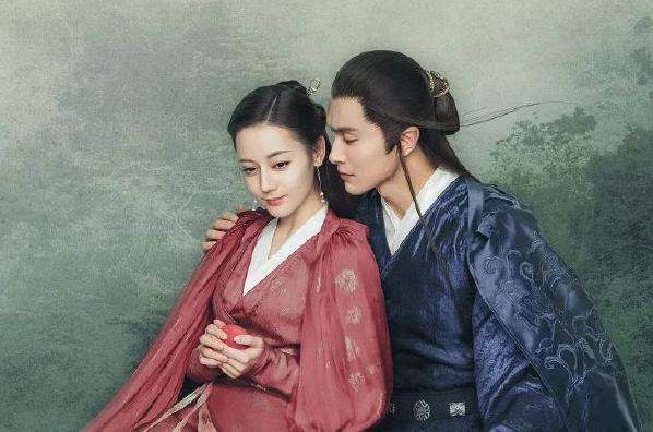 迪丽热巴高伟光《枕上书》滚床单吻戏是怎么拍的？俩导演亲身示范