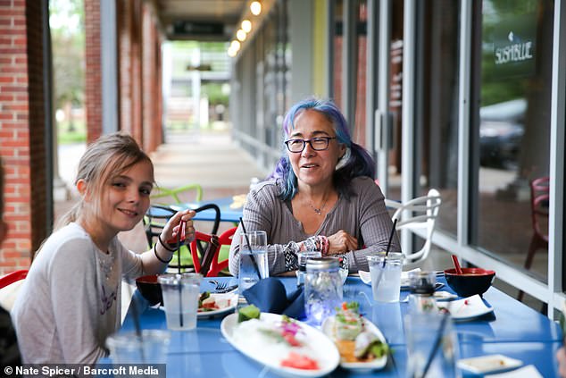 美国男子身患怪病,美国男子患怪病