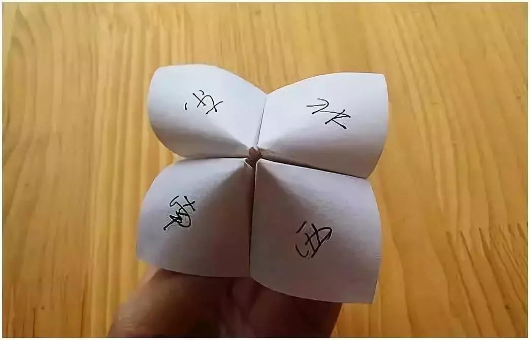 回忆杀！好想再通关一次“魂斗罗”，吃一次大大泡泡糖……