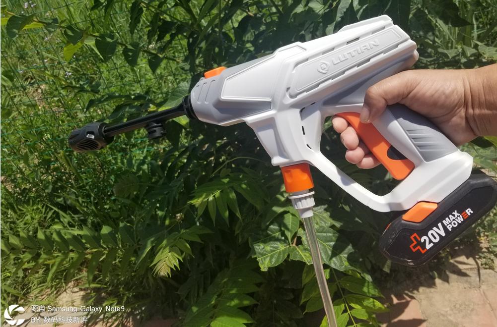 一桶水洗车伤车漆吗,绿田洗车机洗车步骤