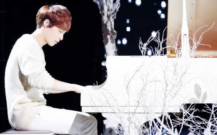 张艺兴是从哪一期变成小狐狸的,张艺兴是怎么闯进娱乐圈的