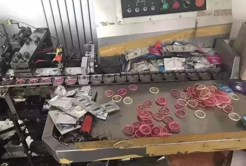 50万盒假避孕套流入市场:还要付出多少代价,这世界才会好一点