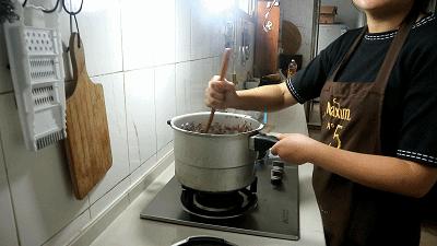 破壁机做豆沙馅怎样做才好吃,豆沙馅不用破壁机的家常做法