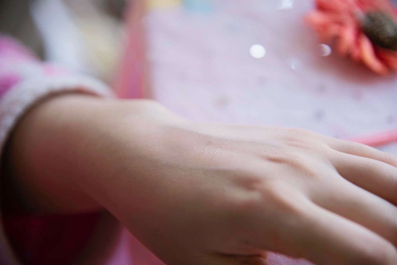 用它让你轻松变成隐形自然双眼皮,隐形双眼皮测评