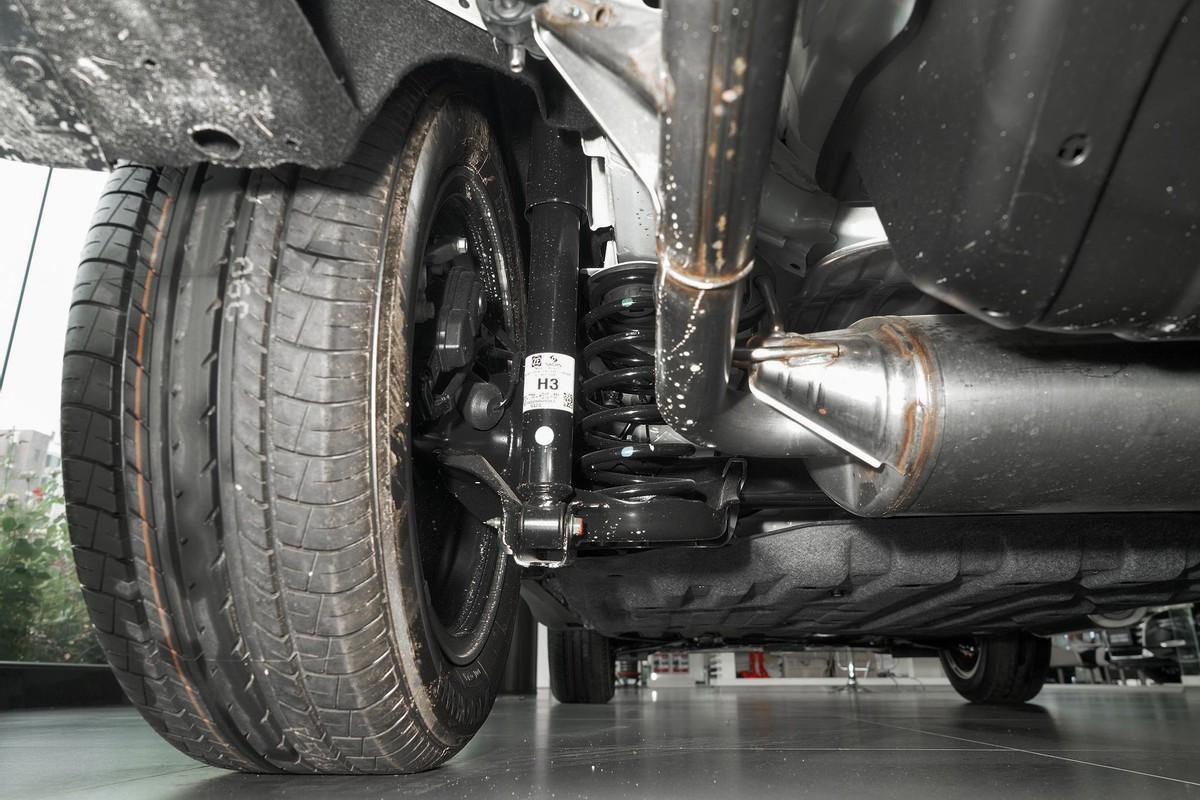 本田缤智后备箱漏水怎么解决,没天窗缤智漏水是什么原因