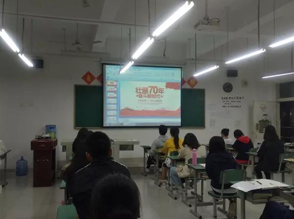 社会应取下有色眼镜，中职生已考上了985、211、还有清华大学