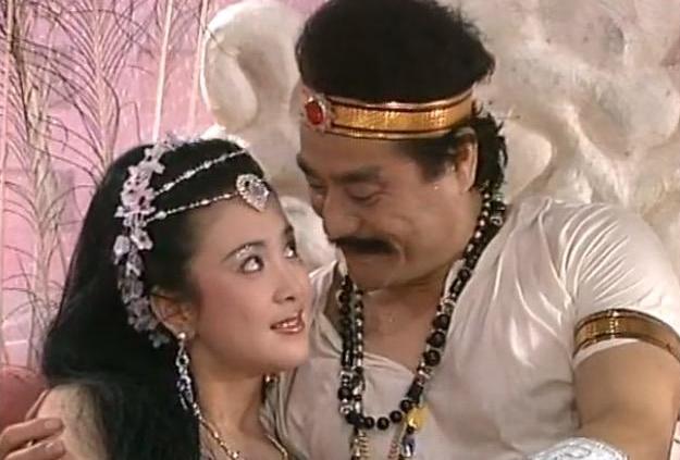 中国人用筷子吃饭,我们吃饭要用什么样的筷子