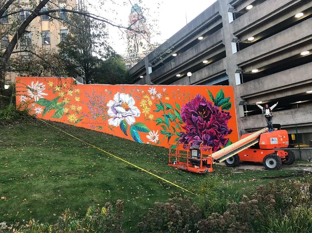 爱死这种手绘墙了，效果太美美到邻居羡慕嫉妒，网友：抢墙纸生意