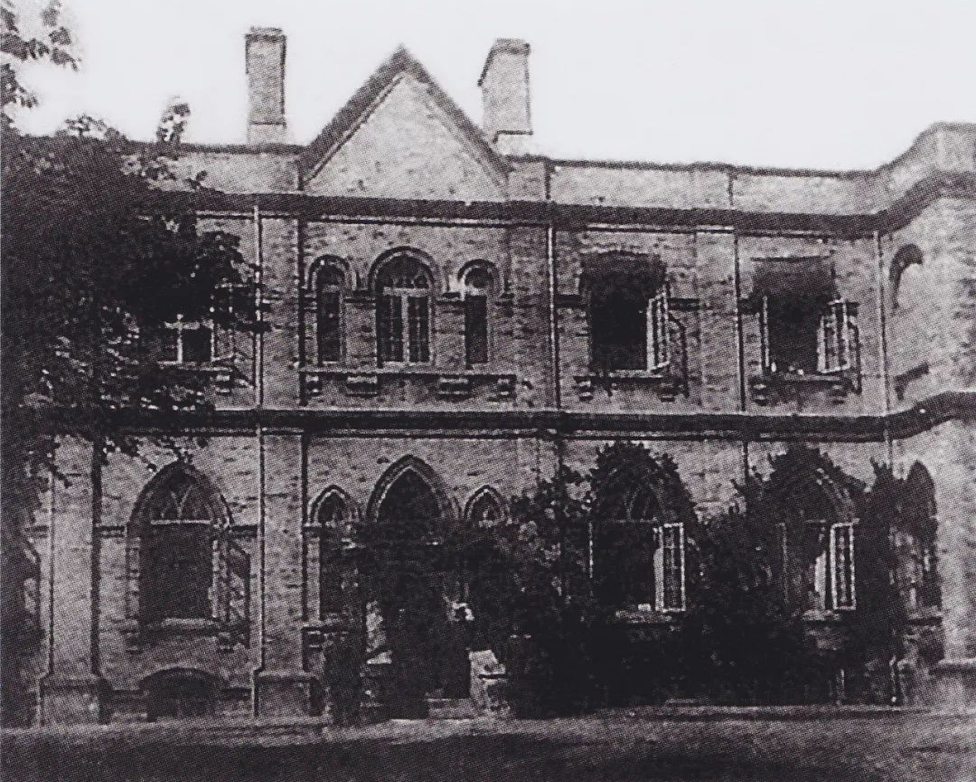 为什么说上海交通大学徐汇校区是全国唯一跨越三个世纪的大学校园