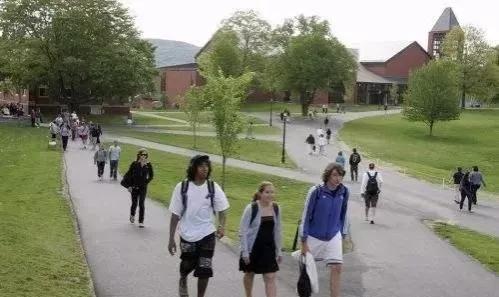 美国高中留学生活课堂,真实美国高中生活