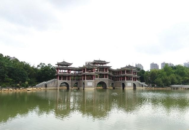 南宁狮山公园以前是尸山吗,广西南宁狮山公园现状