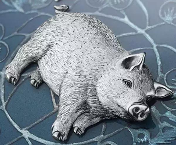 欧阳娜娜戚薇刘海,欧阳娜娜周冬雨刘昊然