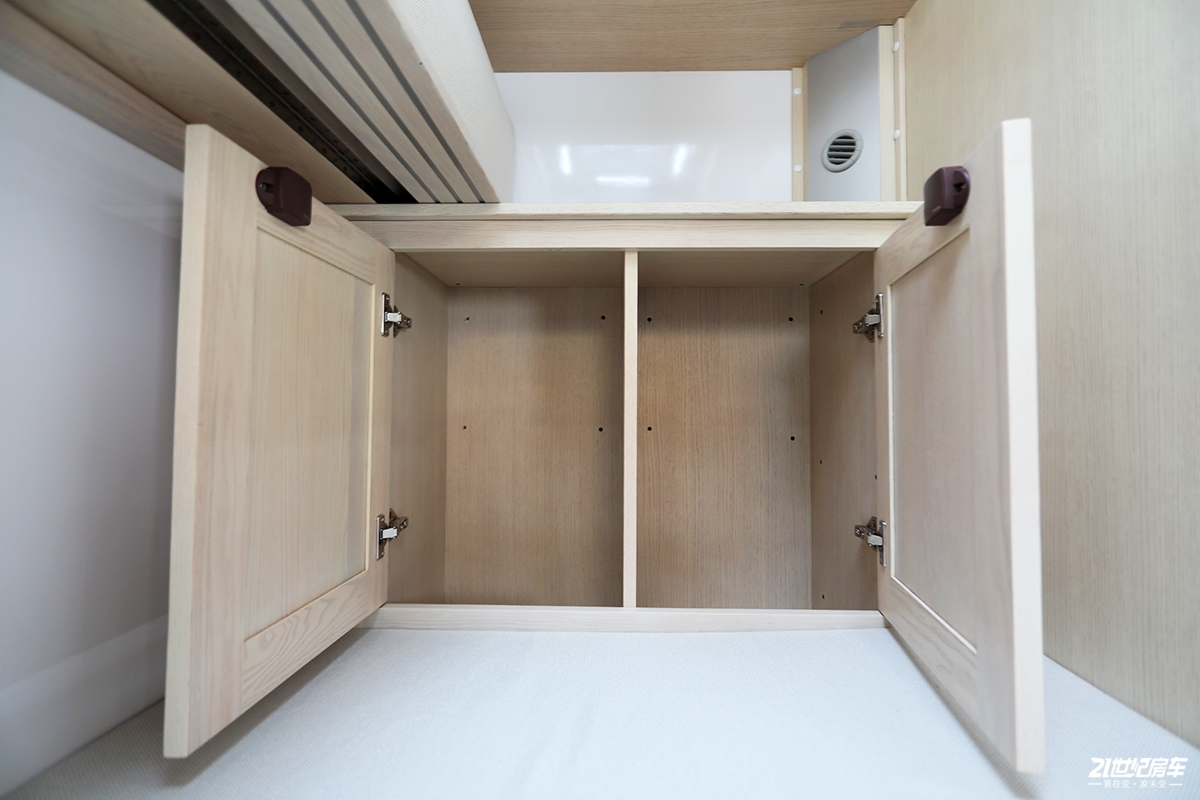 重汽越野房车最新4驱版,顶级进口man四驱越野房车