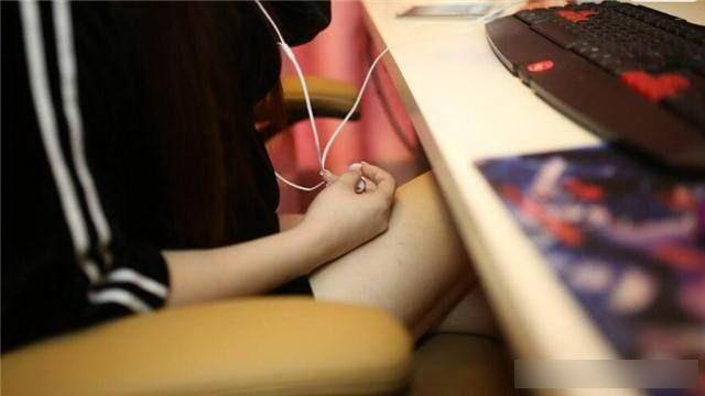 00后网红产业有多“可怕”?动辄刷百万豪礼就是洒洒水