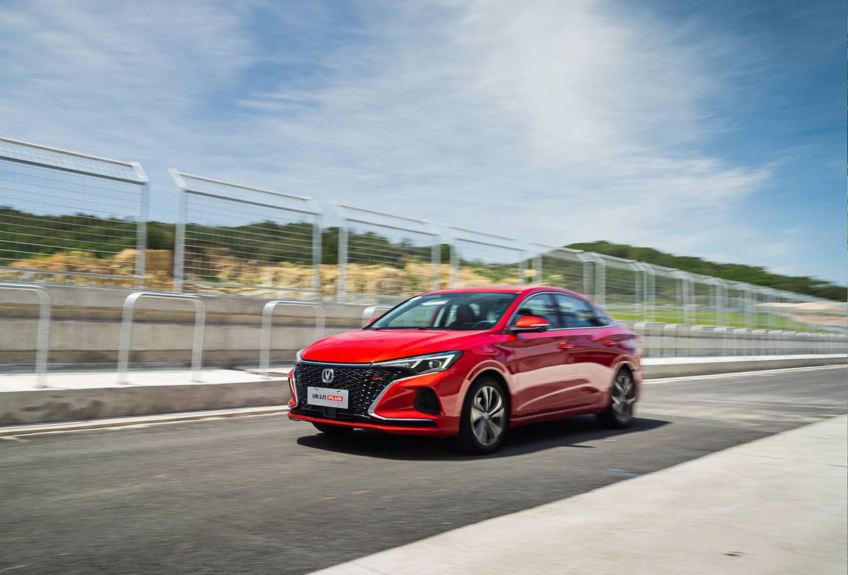 长安逸动plus赛道测试,新款逸动1.5t动力实测