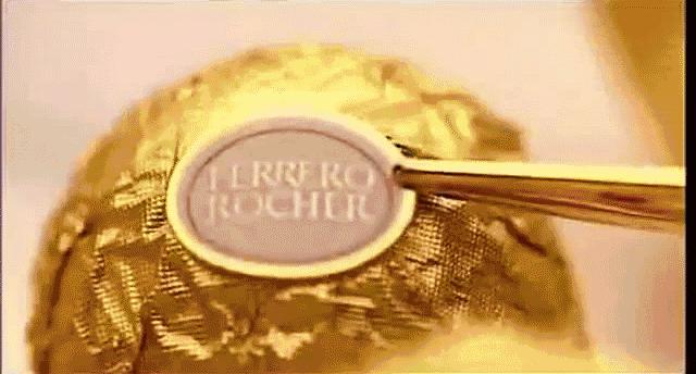 小巧克力球转动百亿美元，这家公司如何靠「送礼」逆袭中国市场？