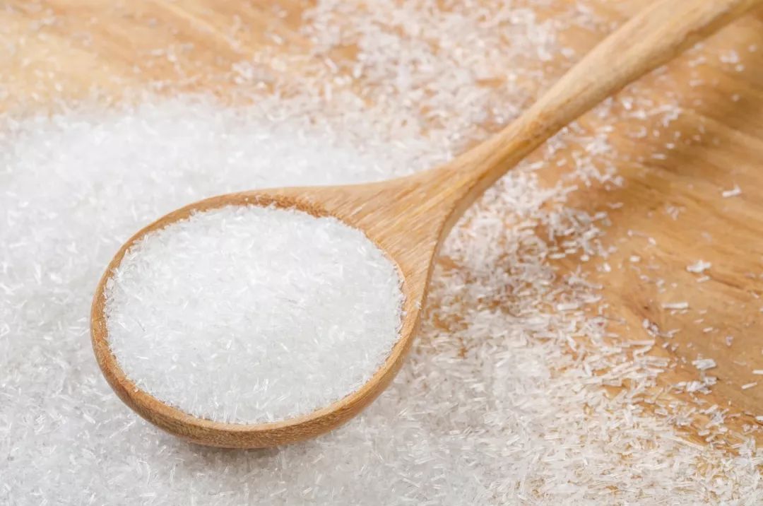 鸡精是不是真的吃多了致癌,鸡精是否真的比味精更健康