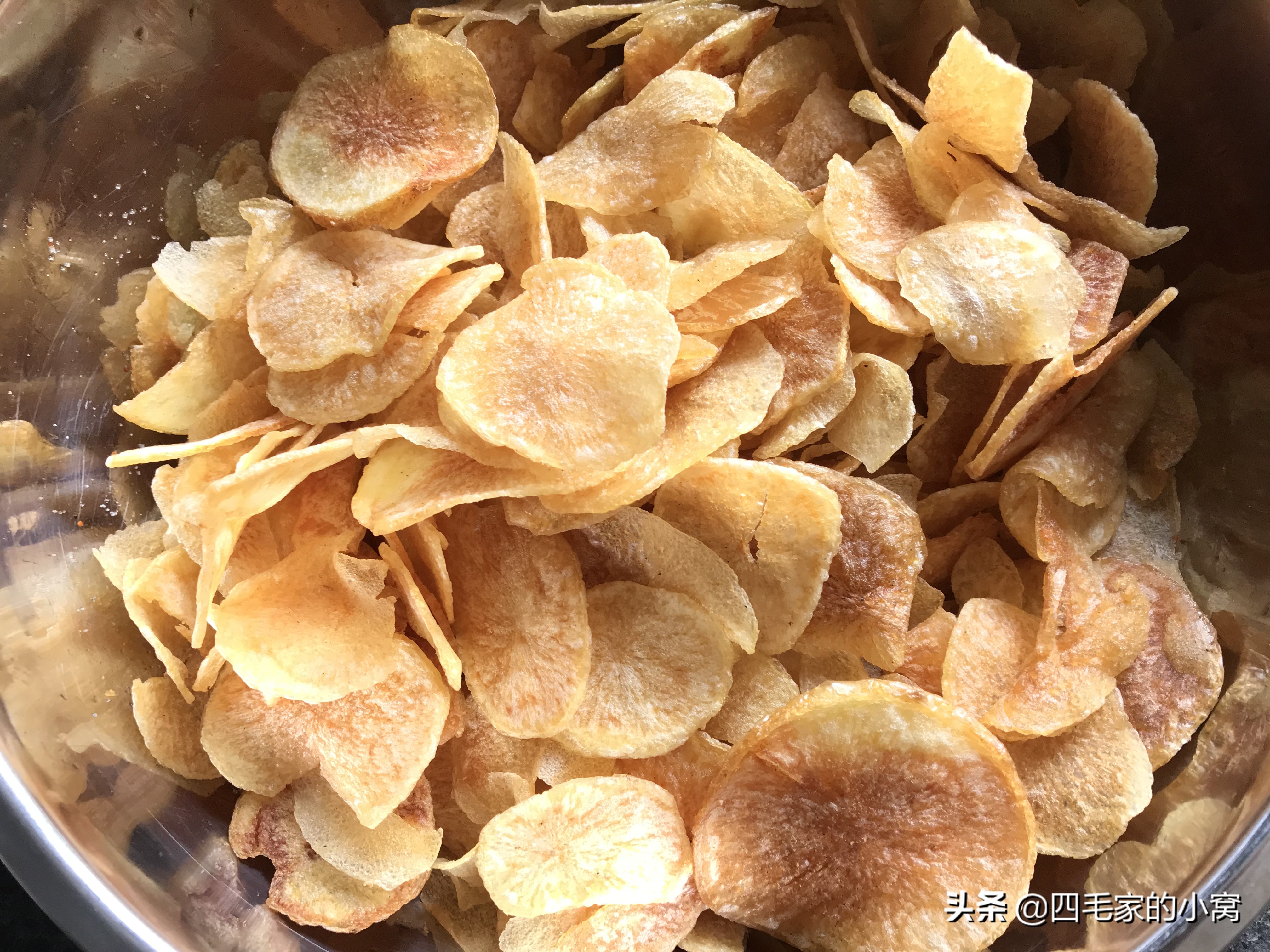 家庭版炸薯片嘎嘣脆视频,薯片怎么炸酥脆可口还好吃