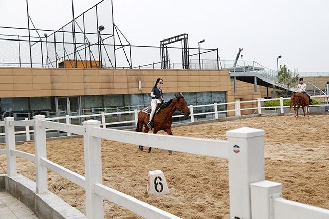 就在明天！西溪印象城年中庆开启！买800送400！AJ限量款发售
