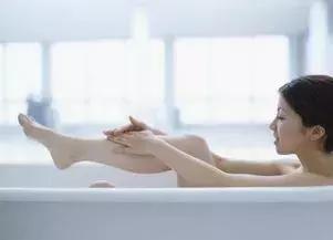 老年女性阴道炎症状怎样治疗,70老年女性阴道炎症状