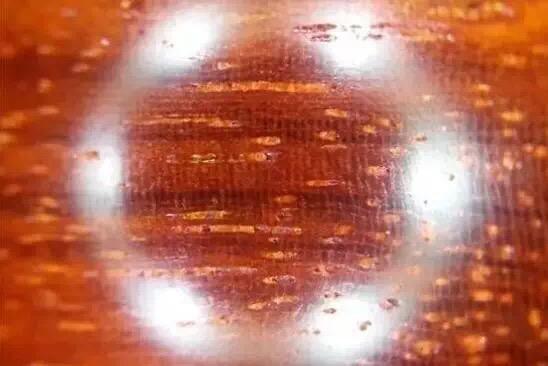 小叶紫檀水波纹好还是金星好,小叶紫檀上的金星掉了