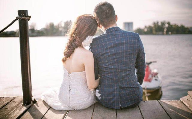 爱而不得又忘不掉怎么办,爱而不得想忘又忘不了的人