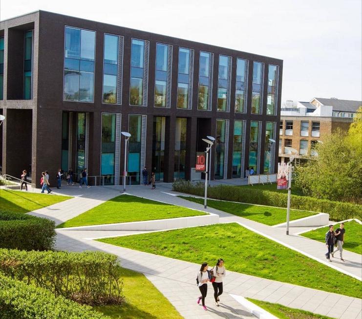 被名字耽误的英国顶级院校,预计2025年兰卡斯特大学qs排名