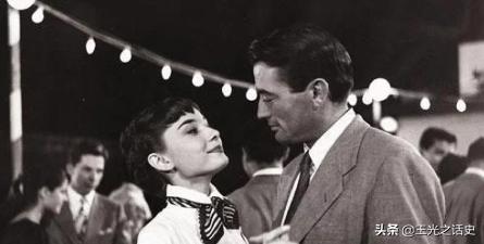 奥黛丽赫本成熟时期电影简介,1953年赫本《罗马假日》